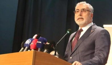 Bakan Işıkhan: Türkiye artık, önümüzdeki yüzyıla mührünü vurmaya kararlı bir ülkedir