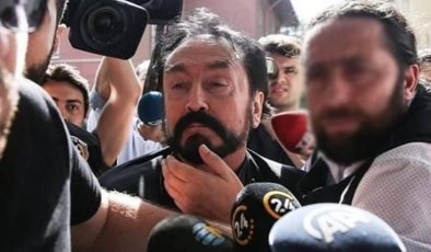 İnanması güç! Operasyonu yapan isim Adnan Oktar’ın aylık gelirini açıkladı