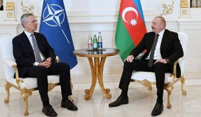 NATO Genel Sekreteri Stoltenberg, Azerbaycan Cumhurbaşkanı Aliyev ile görüştü