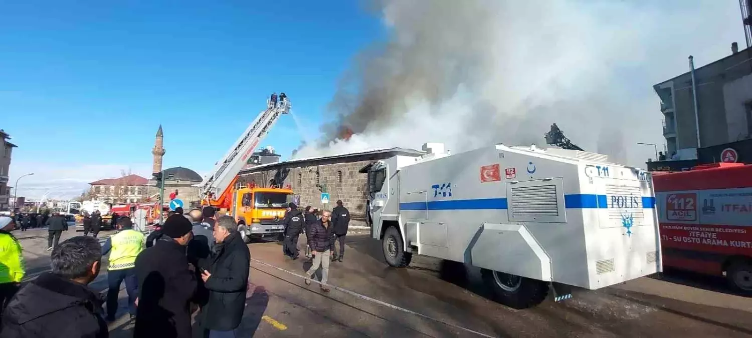 Erzurum’da 160 Yıllık Taş Ambarlar’da Yangın: Kontrol Altına Alındı